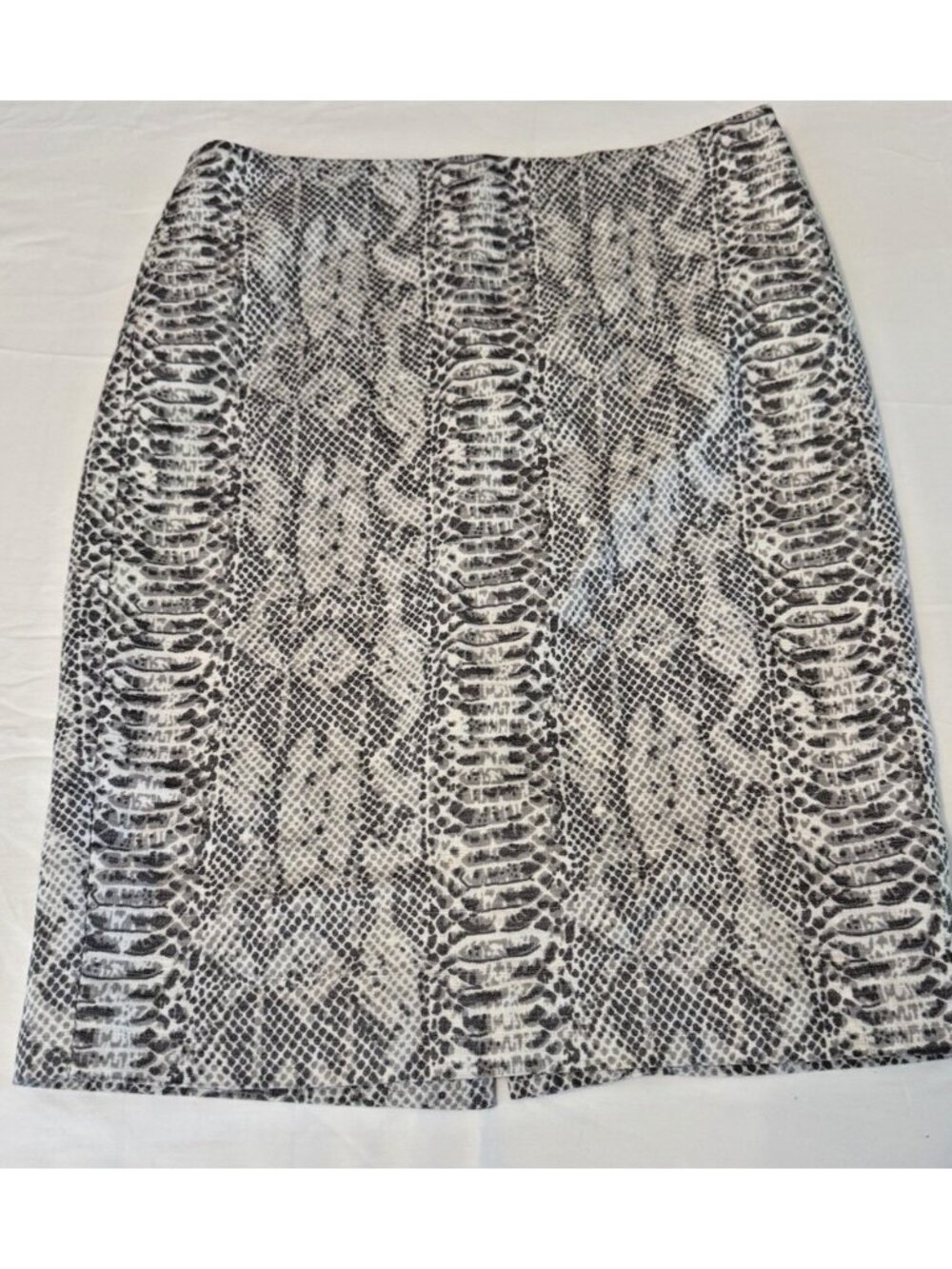 Ann Taylor Womens Petite Straight Pencil Skirt Gray Faux Snakeskin Sz 0 Petite